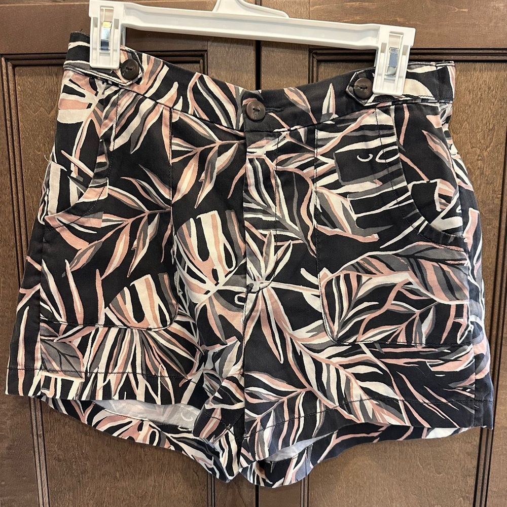 Nicole Miller Shorts Lyocell Size 8